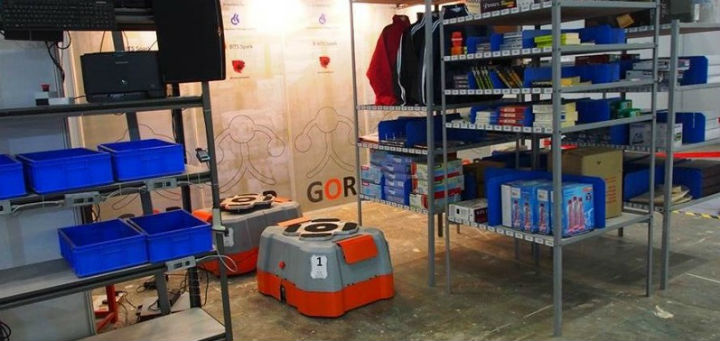 Robots in the Warehouse with Akash Gupta